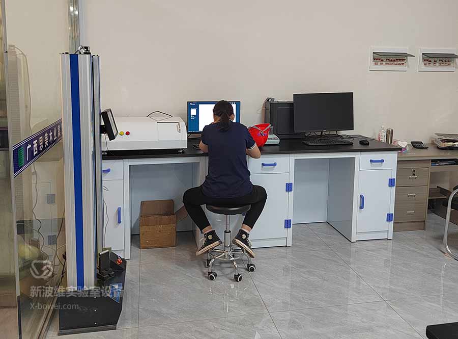 广西实验室工作台生产厂家案例